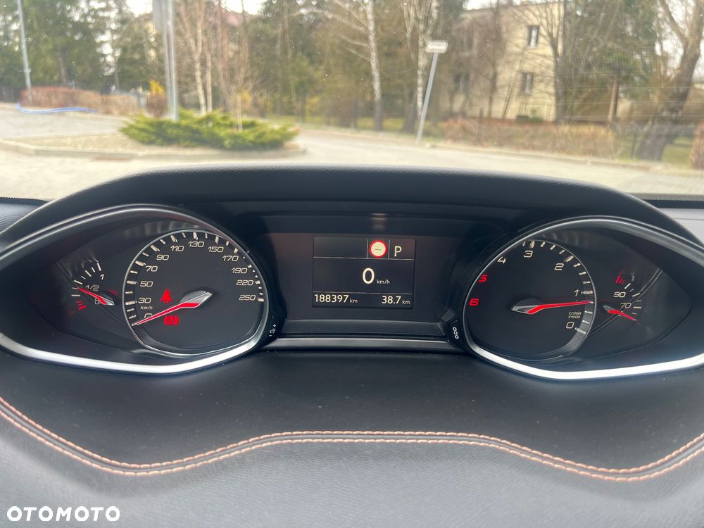 Peugeot 308 BlueHDi FAP 130 EAT8 Stop & Start GT Pack - 13