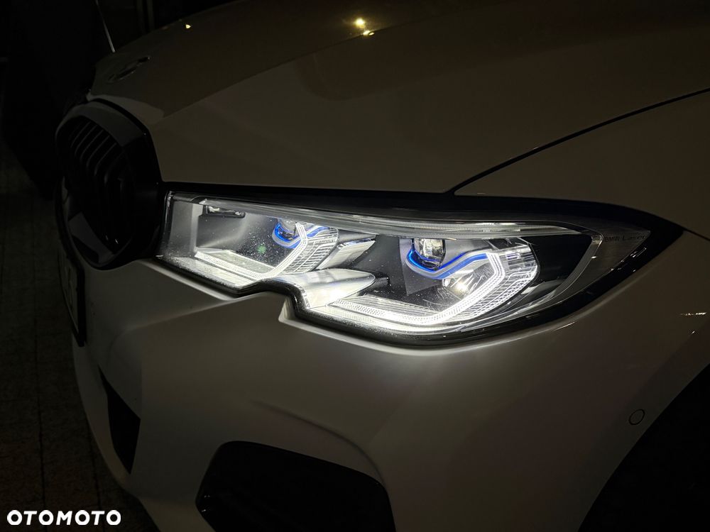 BMW Seria 3 320d Edition M Sport Shadow - 11