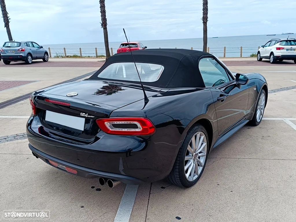 Fiat 124 Spider 1.4 MultiAir Turbo - 25