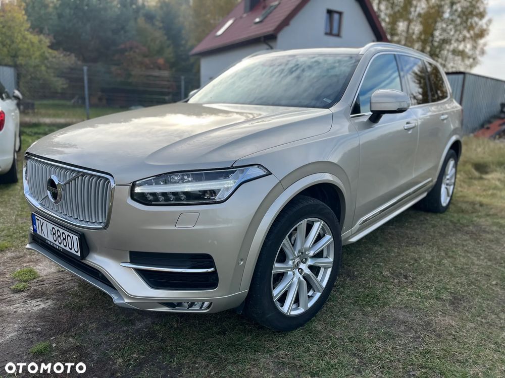 Volvo XC 90 - 1