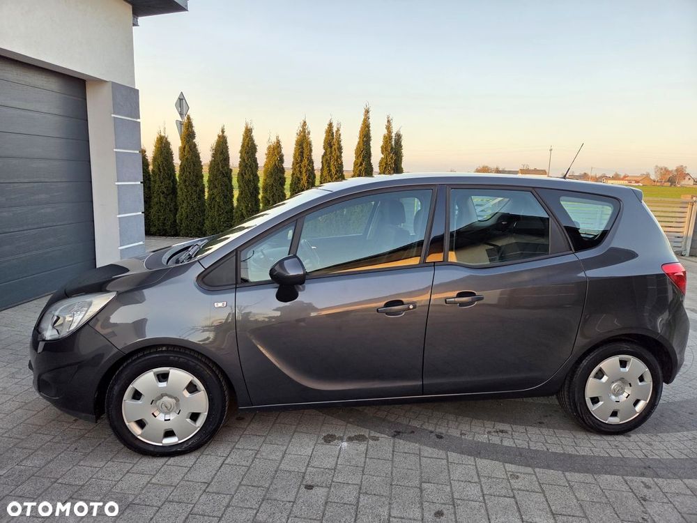 Opel Meriva - 11