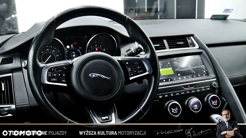 Jaguar E-Pace 2.0 i4P AWD R-Dynamic S - 16