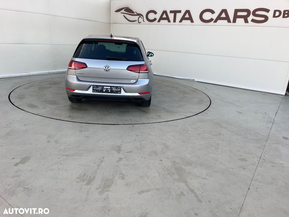 Volkswagen Golf 1.5 TSI BlueMotion ACT Comfortline - 13