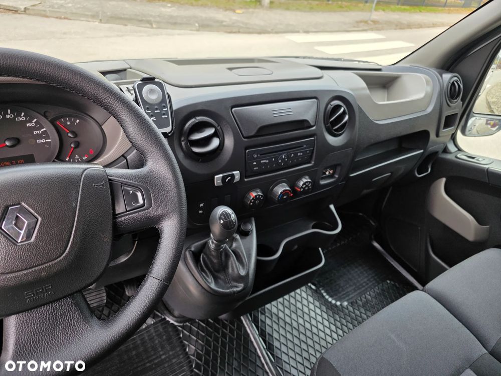 Renault Master - 15