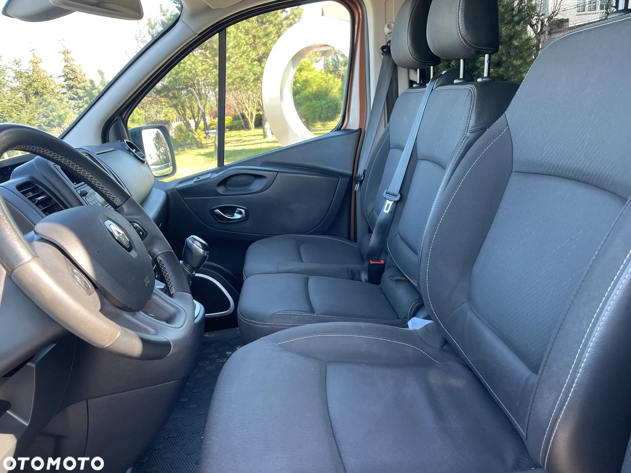 Renault Trafic - 12