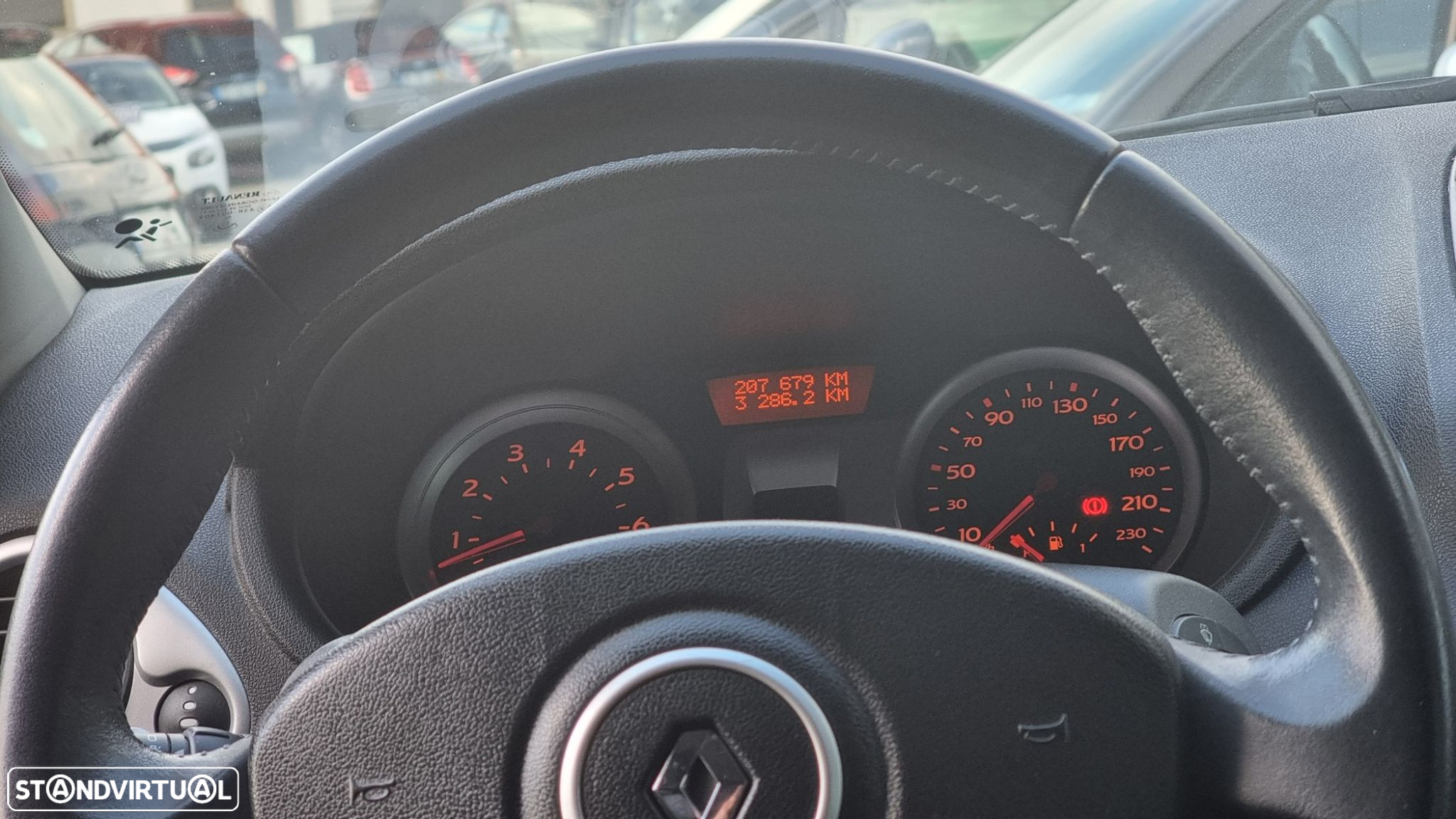 Renault Clio 1.2 16V Confort - 20