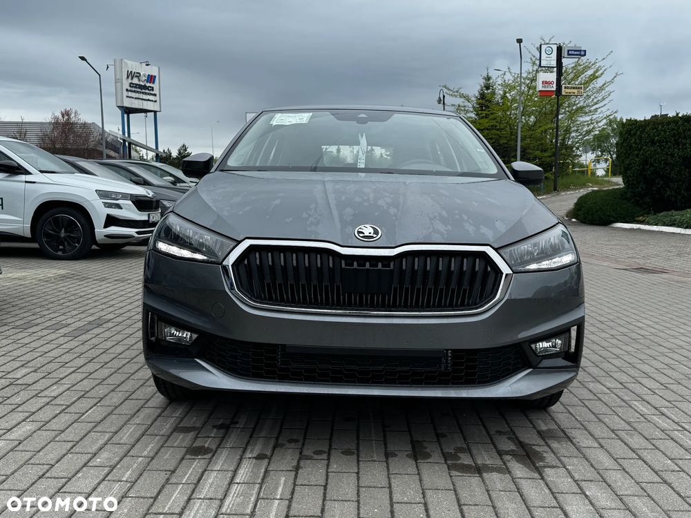Skoda Fabia 1.0 Essence - 4