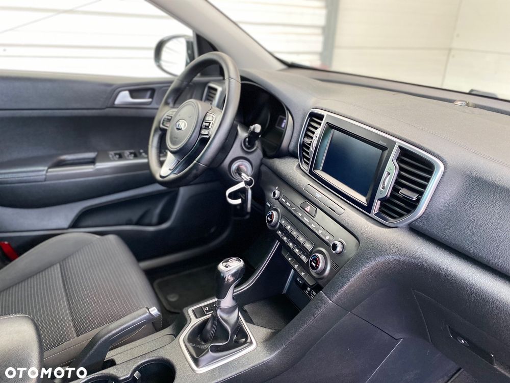 Kia Sportage 1.6 GDI 2WD DREAM-TEAM EDITION - 11