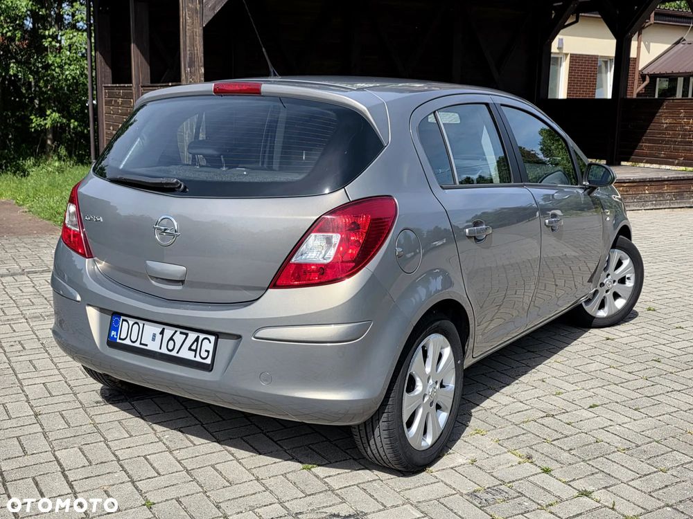 Opel Corsa 1.4 16V Active - 3