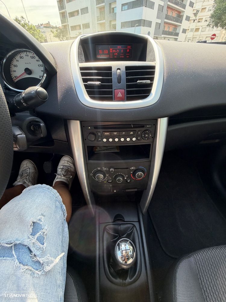 Peugeot 207 1.4 VTi Active - 31