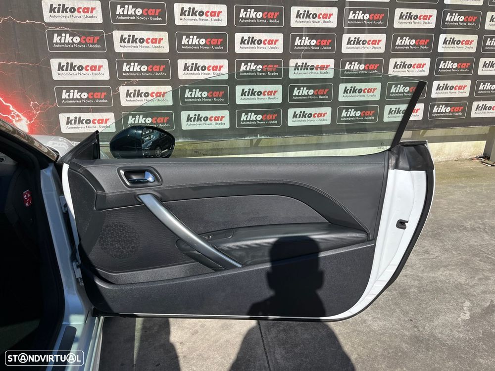 Peugeot RCZ 1.6 200 THP - 32