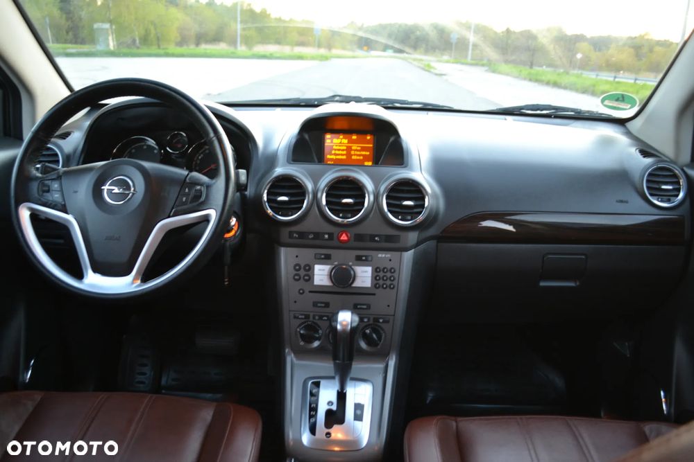 Opel Antara - 16