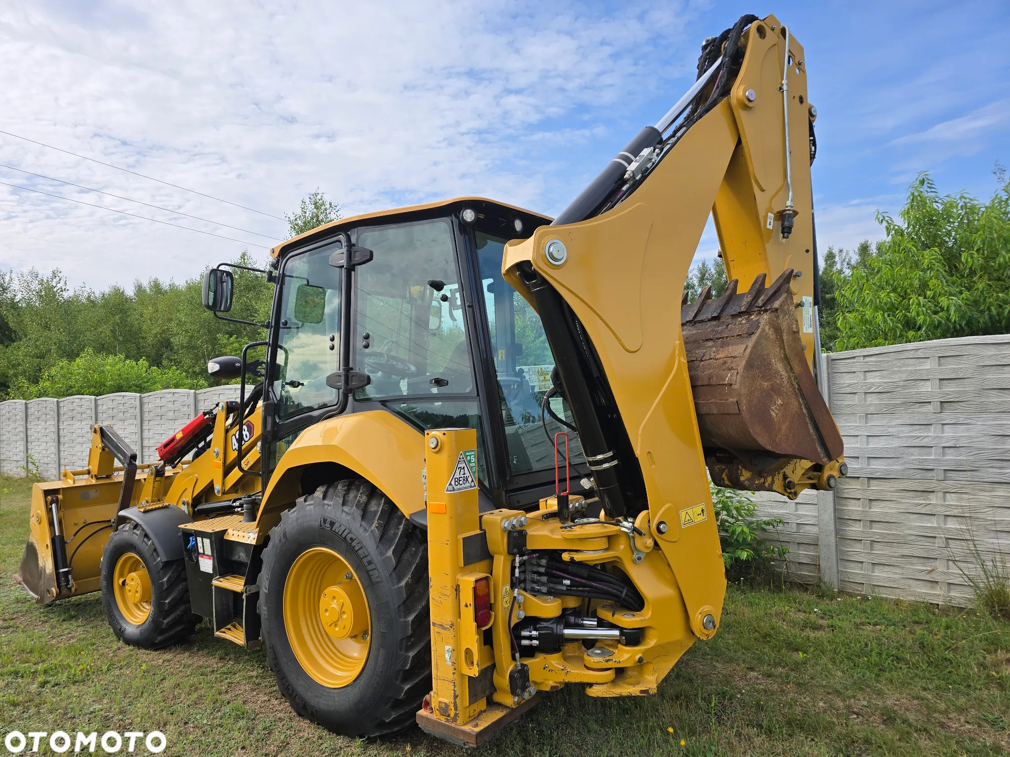 Caterpillar - 6