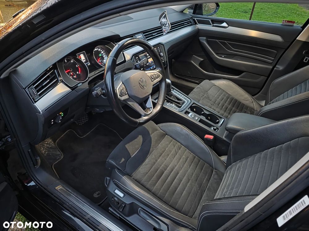 Volkswagen Passat 2.0 TDI EVO Business DSG - 26