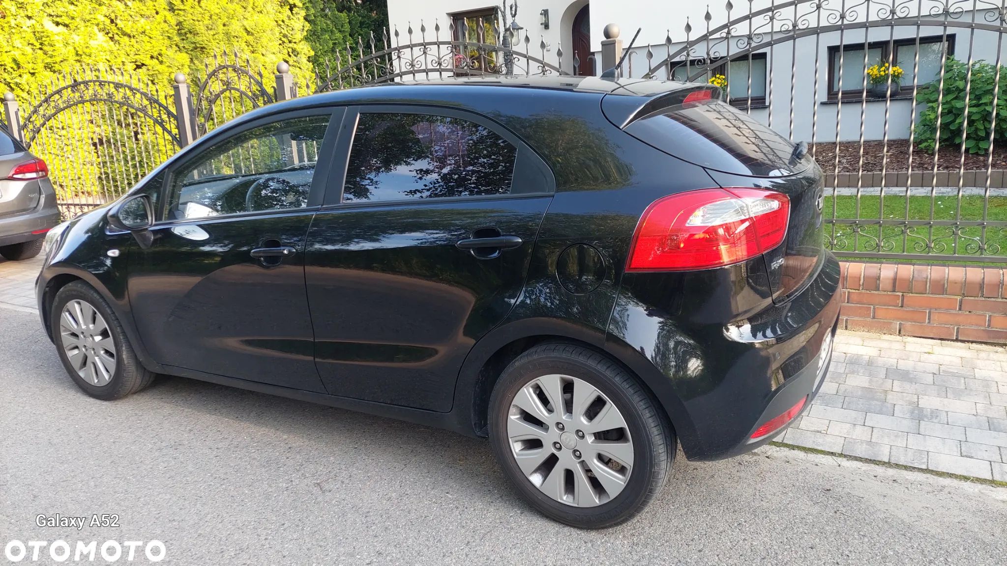 Kia Rio - 1