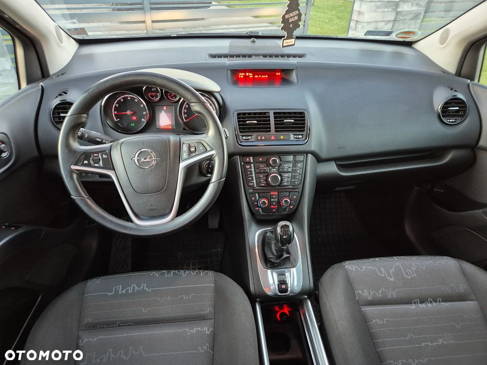 Opel Meriva - 8
