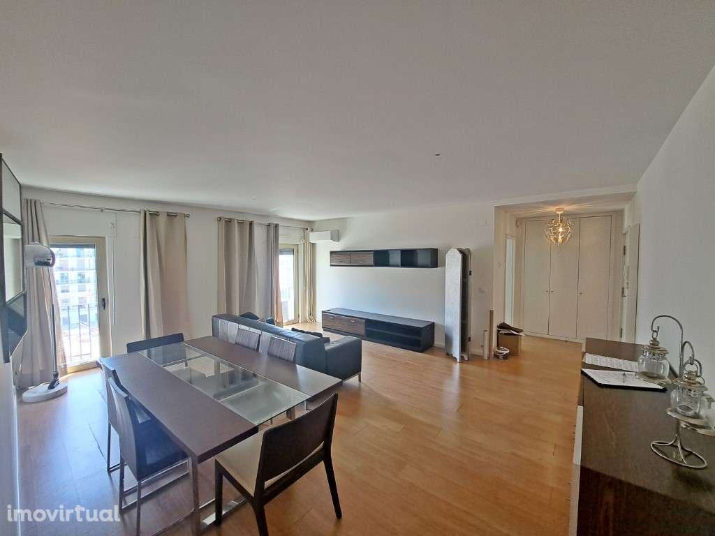 T2 C/ Parqueamento- Centro de Lisboa - Grande imagem: 2/16