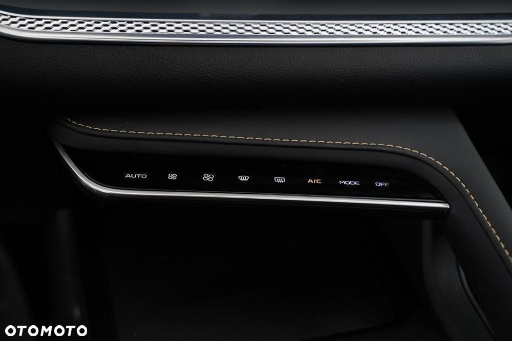 Bestune B70 1.5T Business DCT - 18