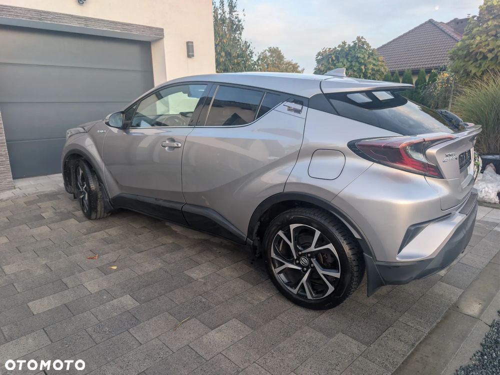 Toyota C-HR - 14