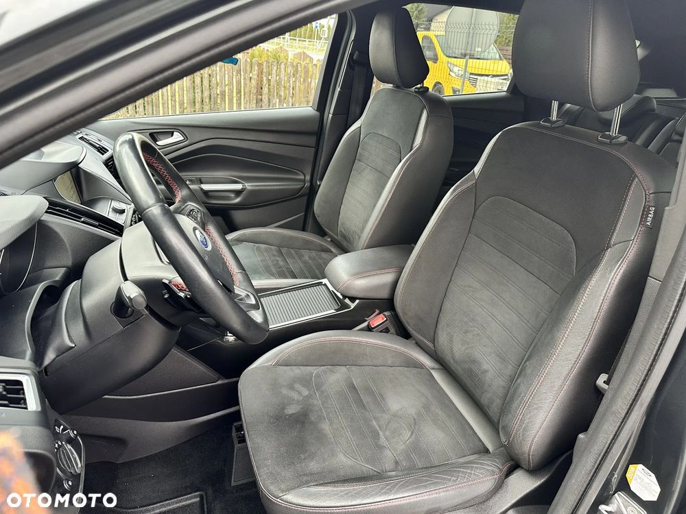 Ford Kuga 2.0 TDCi 4x4 ST-Line - 11