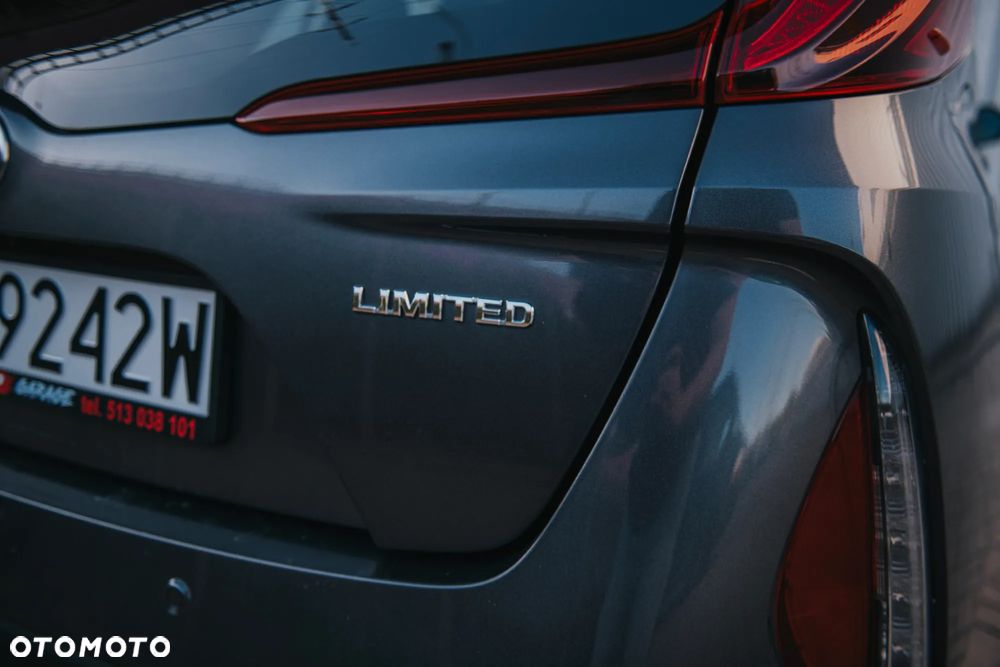 Toyota Prius 1.8 Hybrid Executive - 11