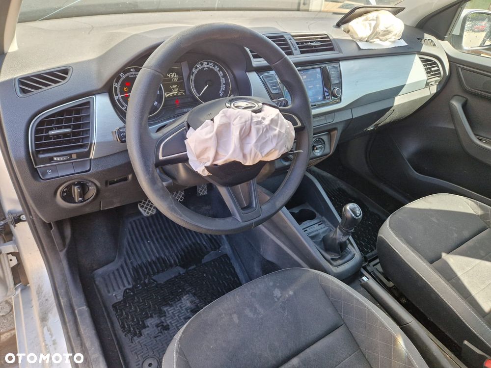 Skoda Fabia 1.0 TSI Ambition - 12