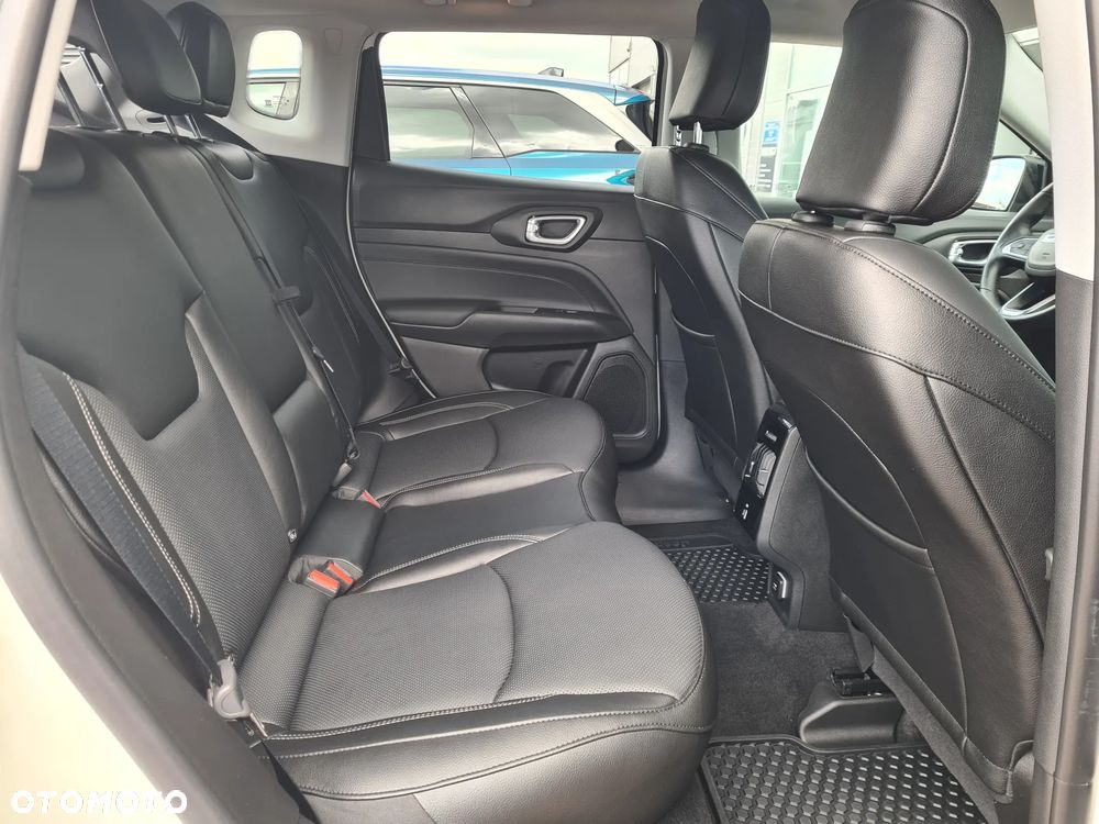 Jeep Compass 1.5 T4 mHEV Summit FWD S&S DCT - 30