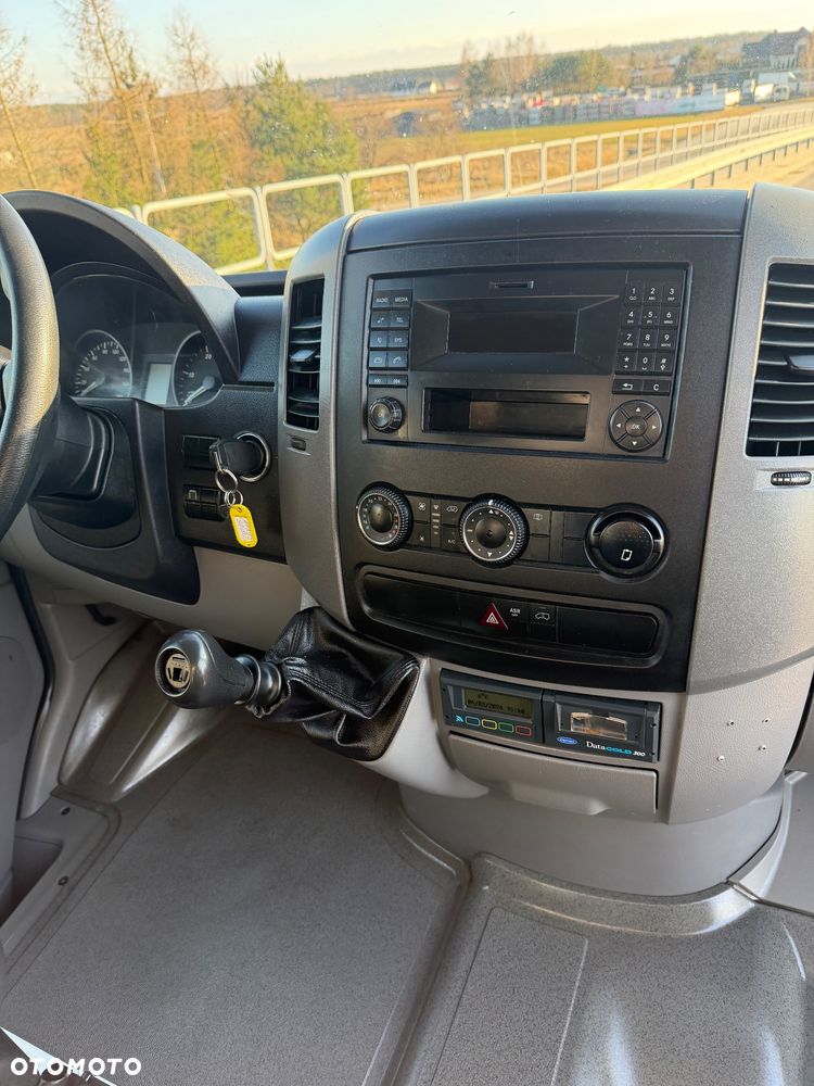 Mercedes-Benz Sprinter 316 - 22