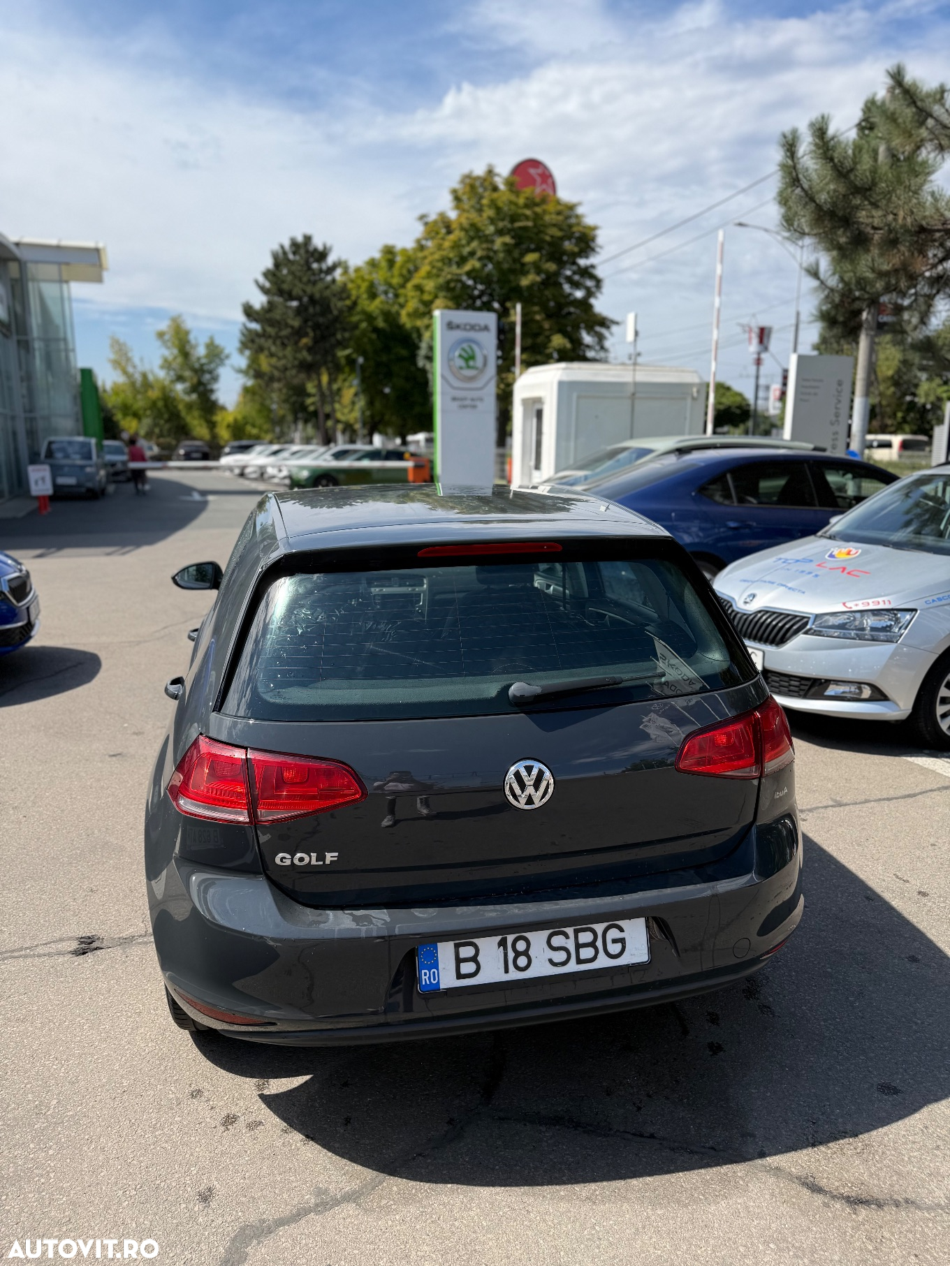 Volkswagen Golf 1.6 TDI DPF BMT Trendline - 4