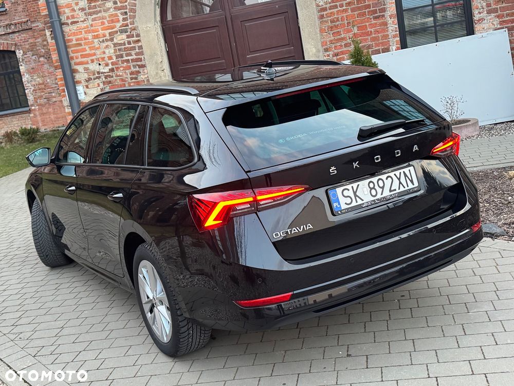Skoda Superb 2.0 TDI SCR Style - 13