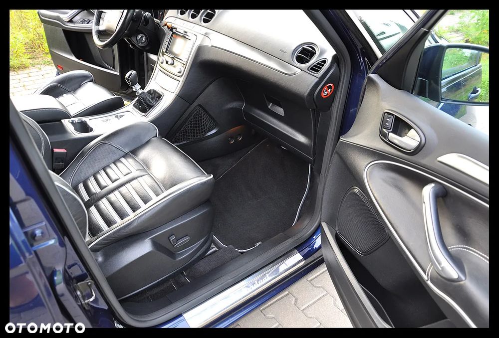 Ford S-Max 2.0 TDCi DPF Platinium X - 28