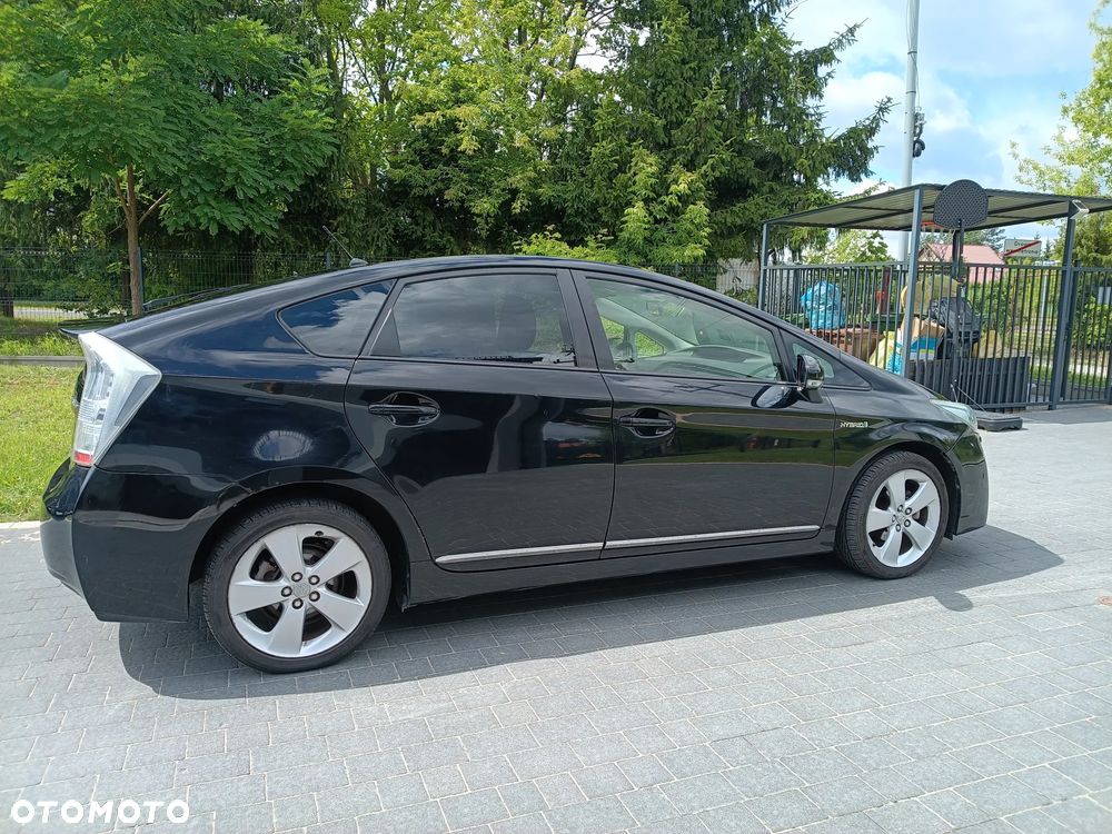 Toyota Prius 1.8 HSD Prestige - 5