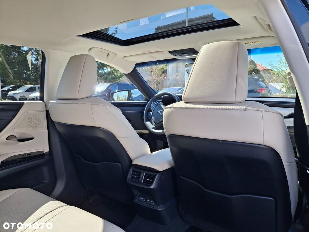 Lexus ES - 23