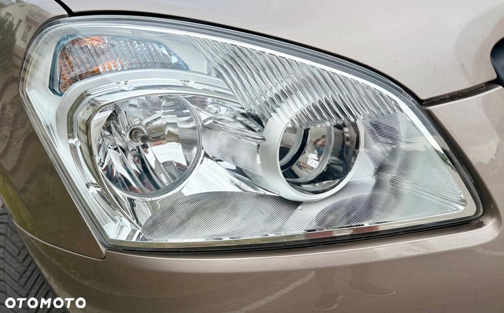 Nissan Qashqai - 11