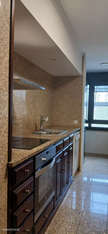Apartamento T2 mobilado e equipado, Pinhais da Foz-Porto - Grande imagem: 3/12