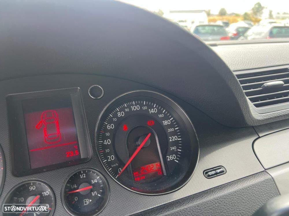 VW Passat Variant 2.0 TDI Trendline - 7