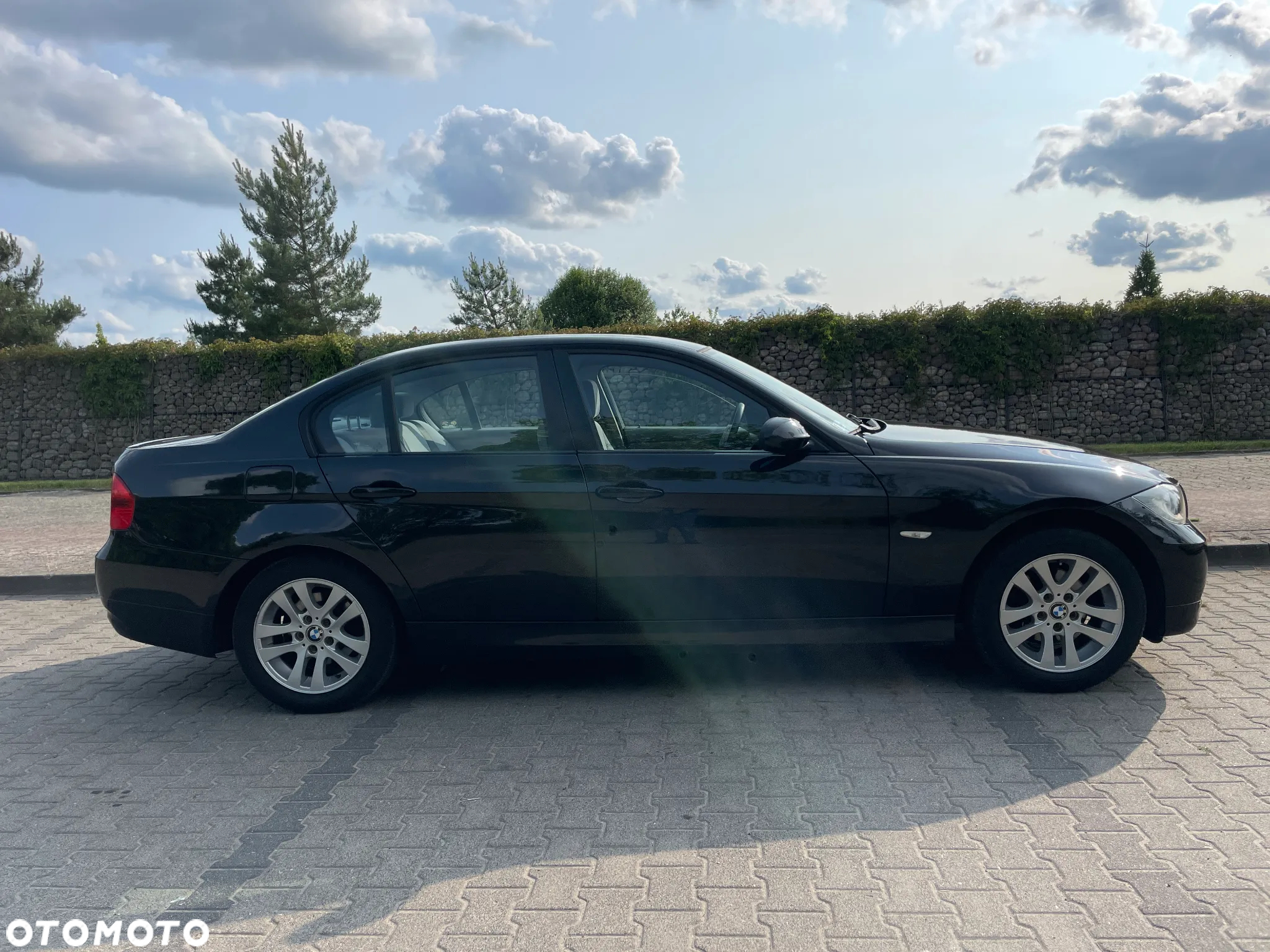 BMW Seria 3 318i - 5