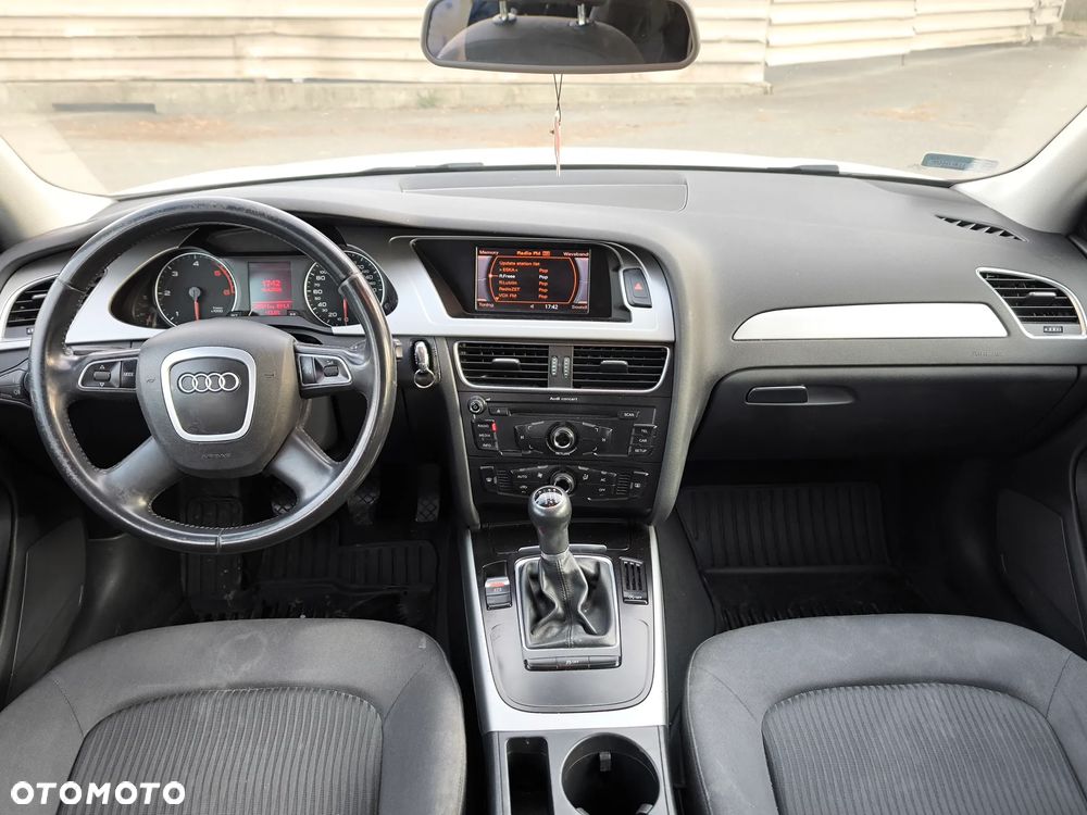Audi A4 Avant 2.0 TDI - 14