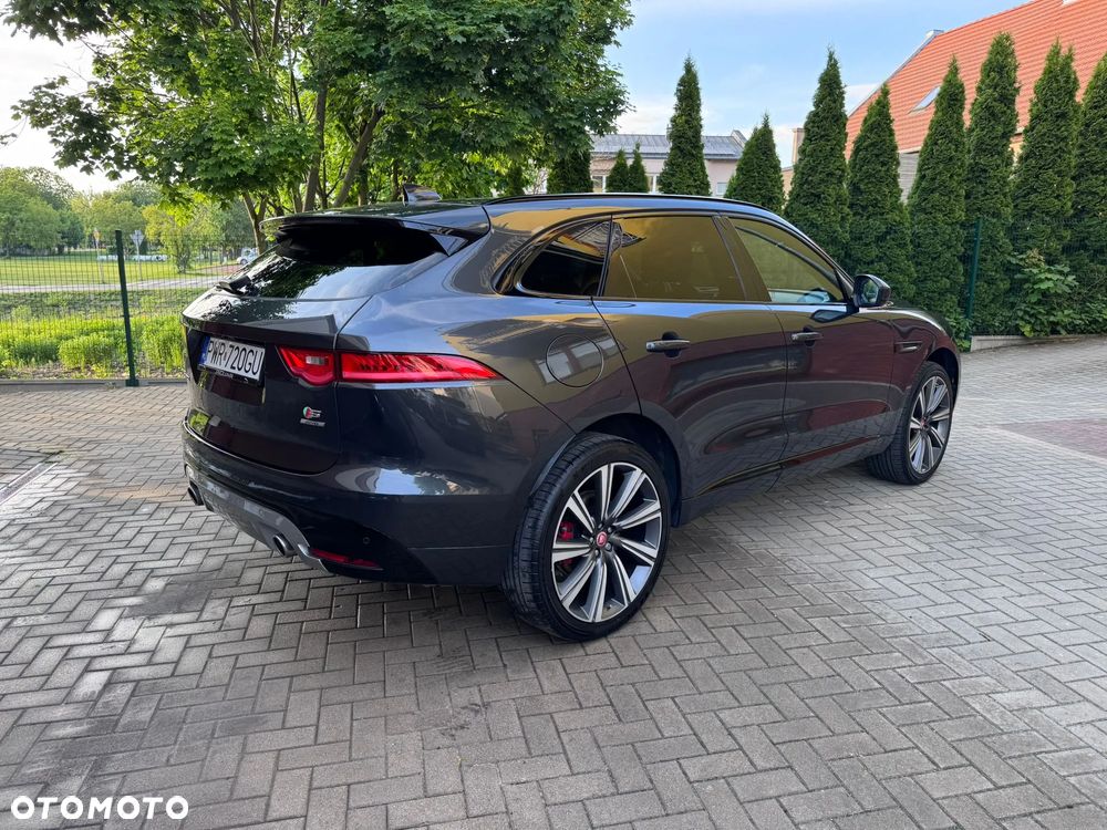 Jaguar F-Pace 30d AWD R-Sport - 8