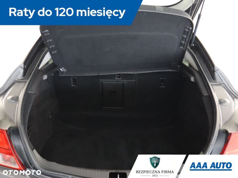 Opel Insignia - 16