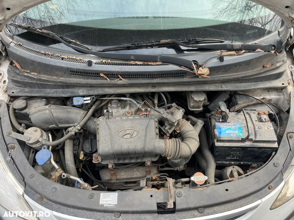 Dezmembrez Hyundai I10 alb 2008 1,1 benzina 48,5KW - 15