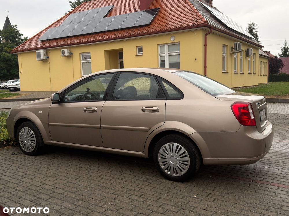 Chevrolet Lacetti - 3