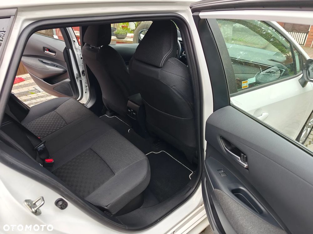 Toyota Corolla 1.8 Hybrid Comfort - 10
