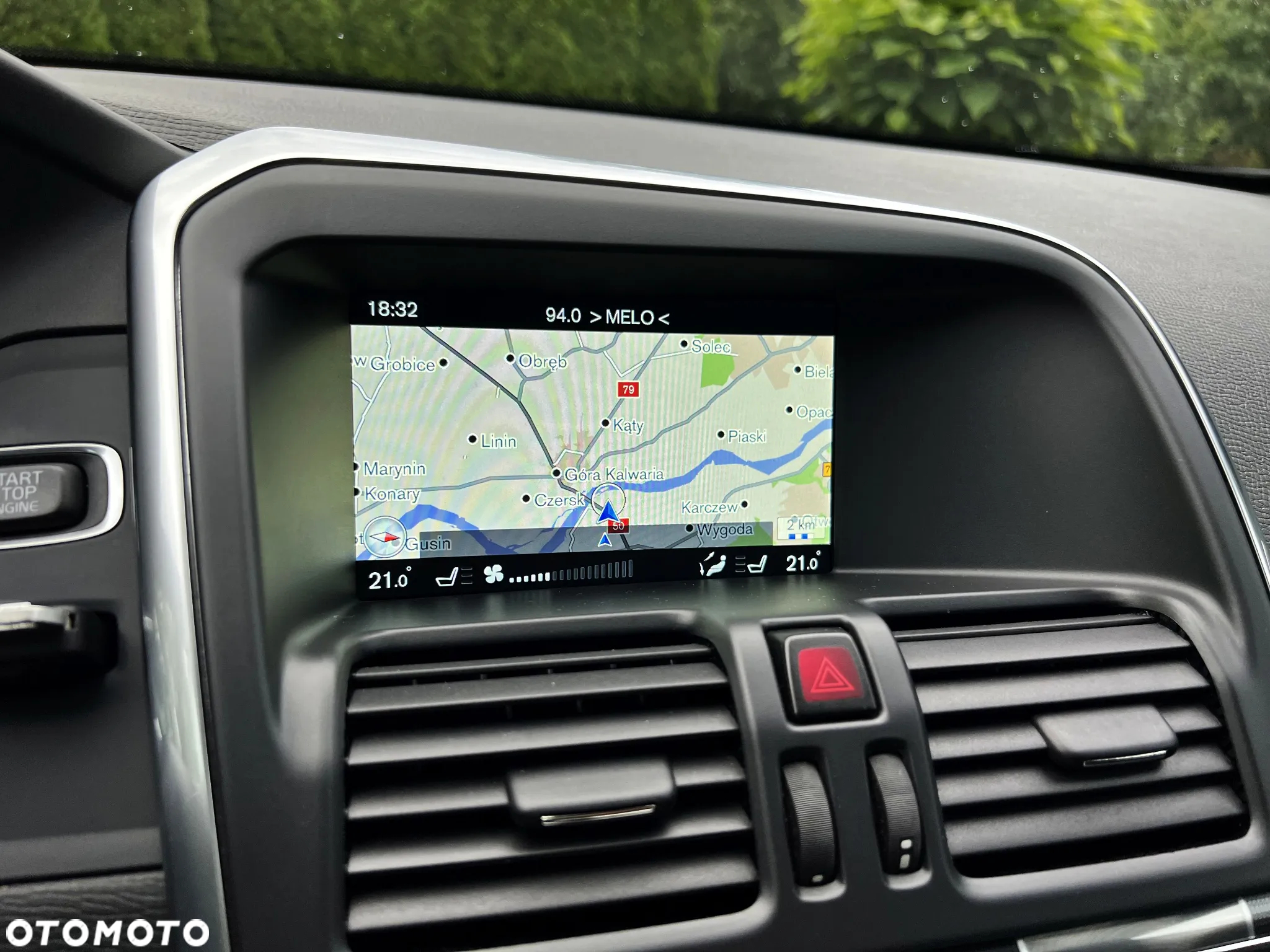 Volvo XC 60 D4 R-Design - 31