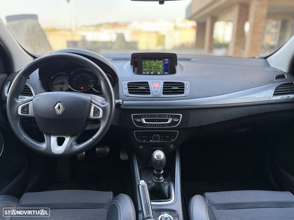 Renault Mégane Sport Tourer 1.5 dCi GT Line - 19