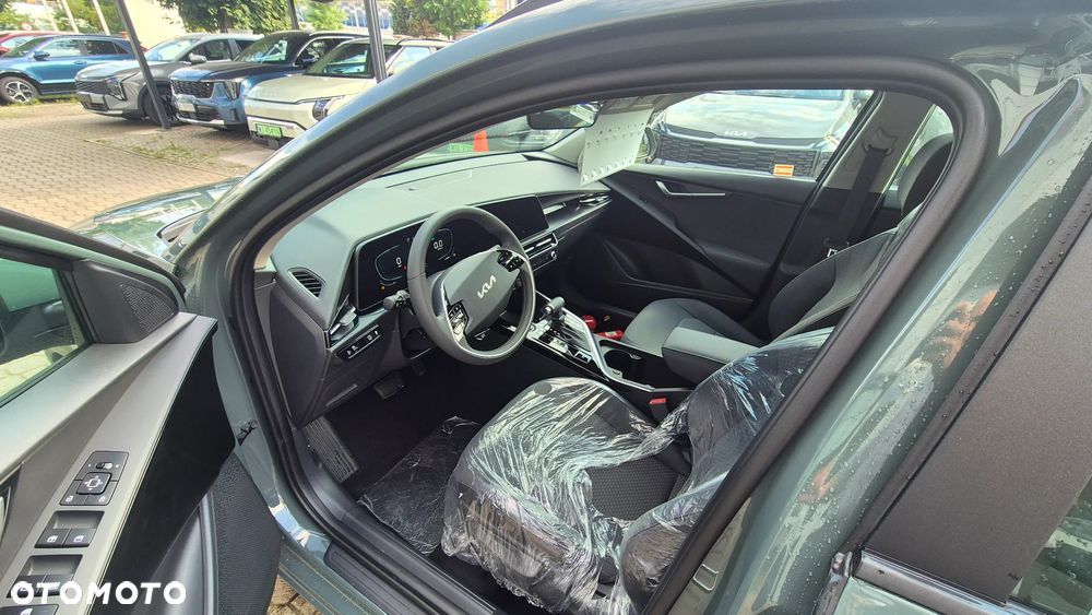 Kia Niro 1.6 GDI Hybrid M - 12