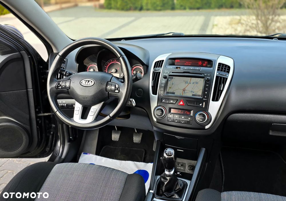 Kia Ceed 1.6 CVVT LX - 21