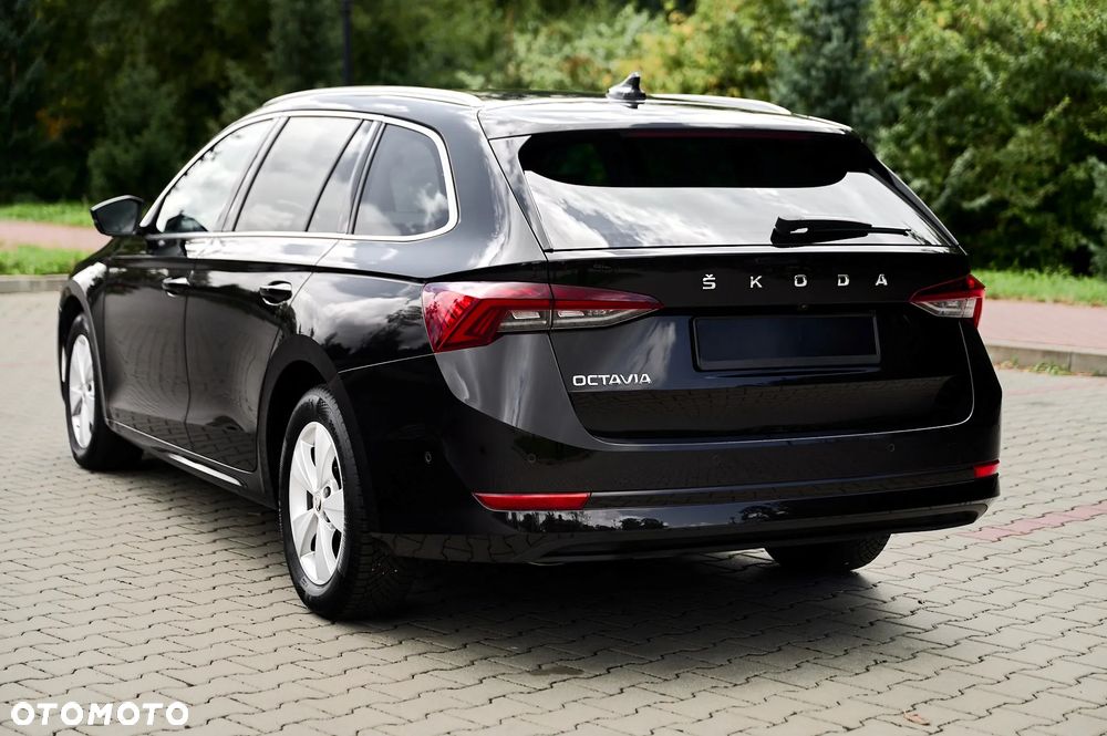 Skoda Octavia 2.0 TDI Ambition - 9