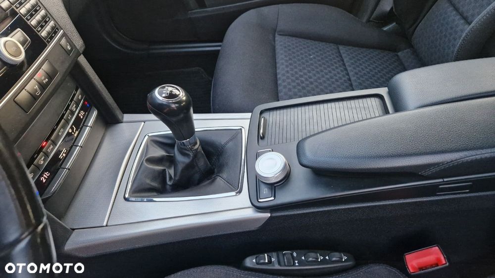 Mercedes-Benz Klasa E 200 CDI BlueEff - 12