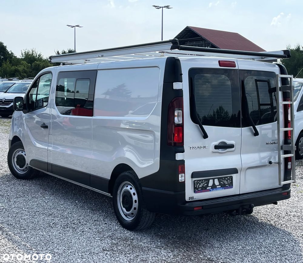 Renault Trafic - 11
